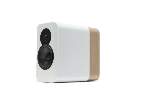 Q ACOUSTICS CONCEPT 300 WHITE & OAK GLOSS POLCSUGÁRZÓ PÁR