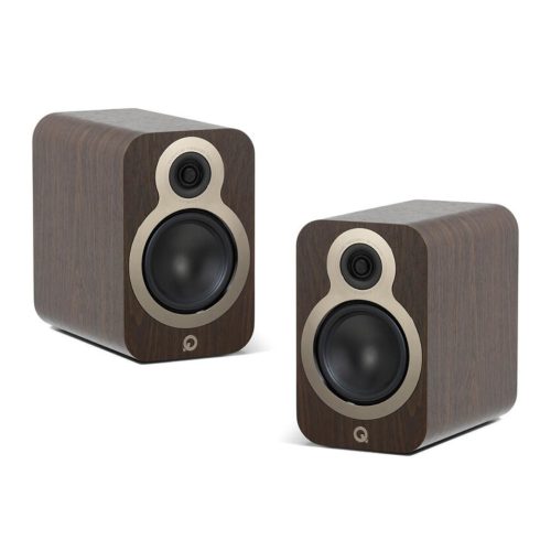 Q ACOUSTICS QA 3010c CLARO WALNUT POLCSUGÁRZÓ HANGFAL (PÁR), DIÓ