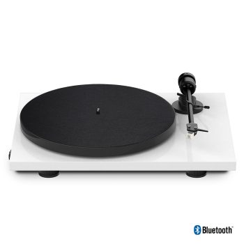   Pro-Ject E1 BT (AT3600L) - lemezjátszó phono előfokkal, Bluetooth kimenettel /lakk fehér/