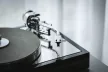Pro-ject The Classic Reference - szubsasszis lemezjátszó hangszedő nélkül /zongoralakk-króm/